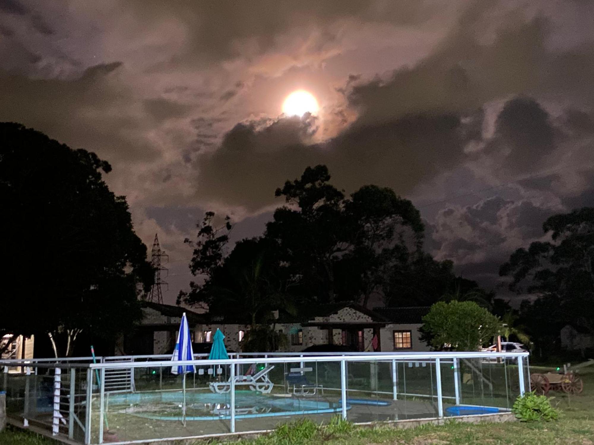 Haras Trevo De Ferro, Praia, Piscina E Campo トーレス エクステリア 写真